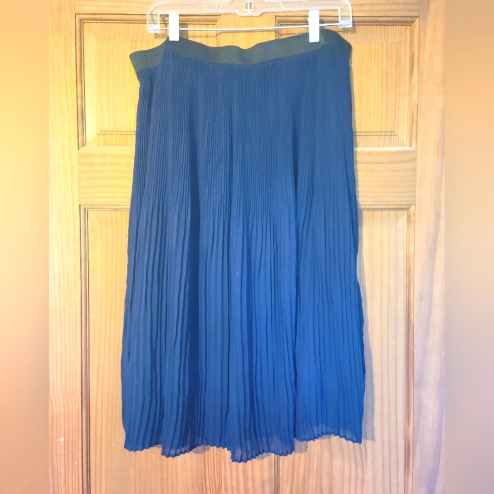 Navy Blue Jacklyn Smith Skirt- Size XXL